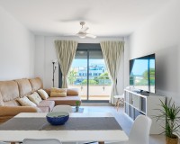 Alquiler a largo plazo - Apartamento / piso - Garrucha