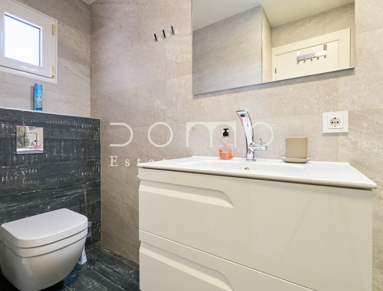 Alquiler a largo plazo - Apartamento / piso - Garrucha