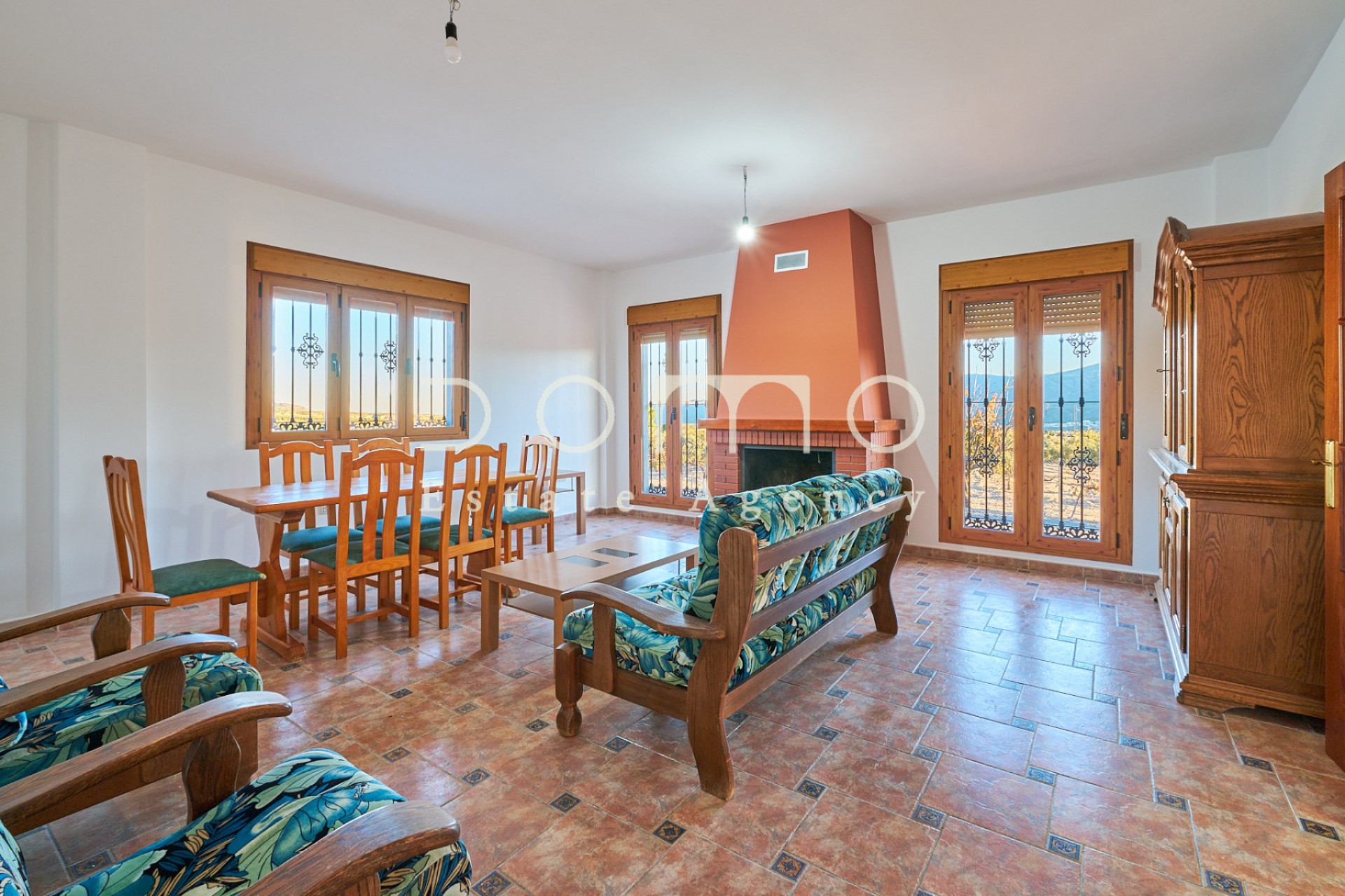 Alquiler a largo plazo - Villa / Chalet - Tijola