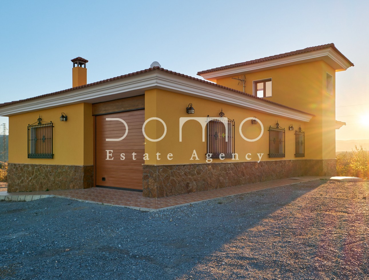 Alquiler a largo plazo - Villa / Chalet - Tijola