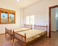 Alquiler a largo plazo - Villa - Tijola