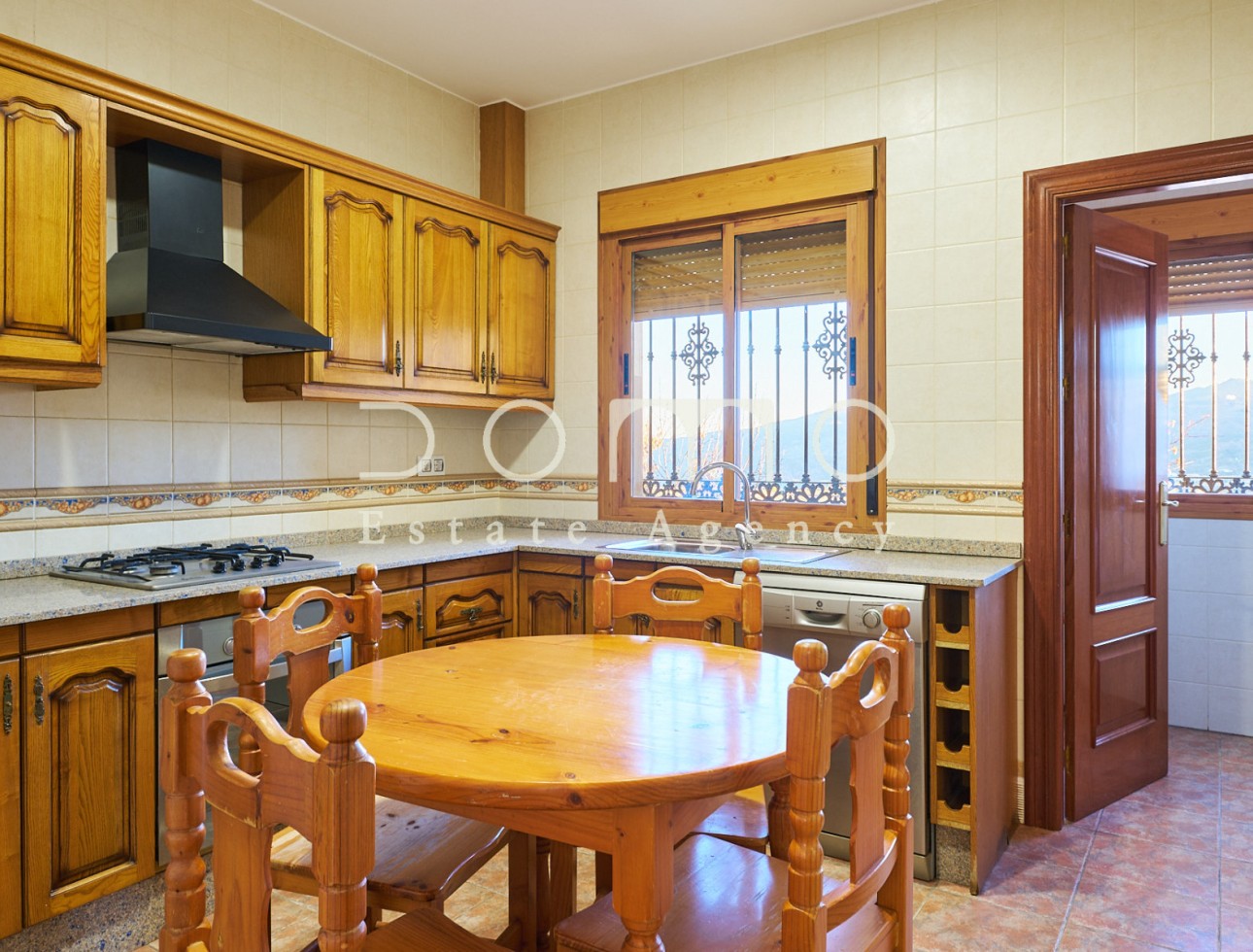 Alquiler a largo plazo - Villa - Tijola