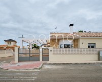 Alquiler a largo plazo - Villa - Turre
