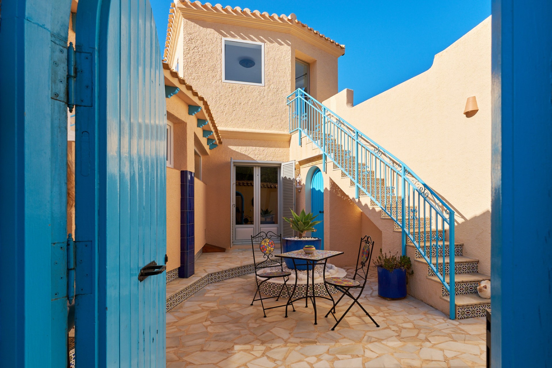  Andalusian courtyard with traditional features in a detached villa in Sierra Cabrera, Turre, Almería