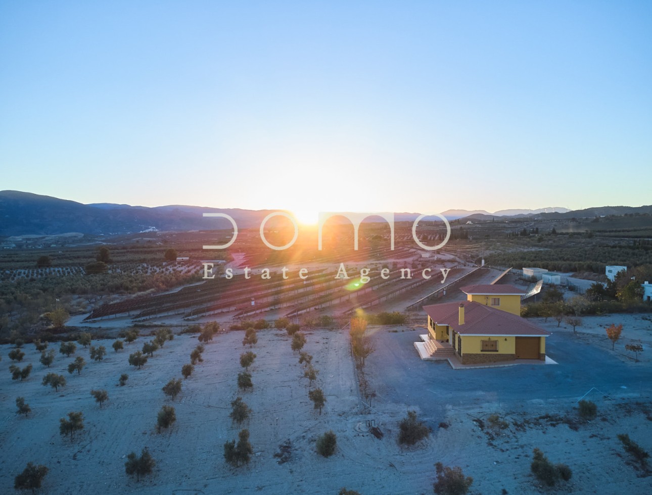 Lange Termijn Verhuur - Villa - Tijola