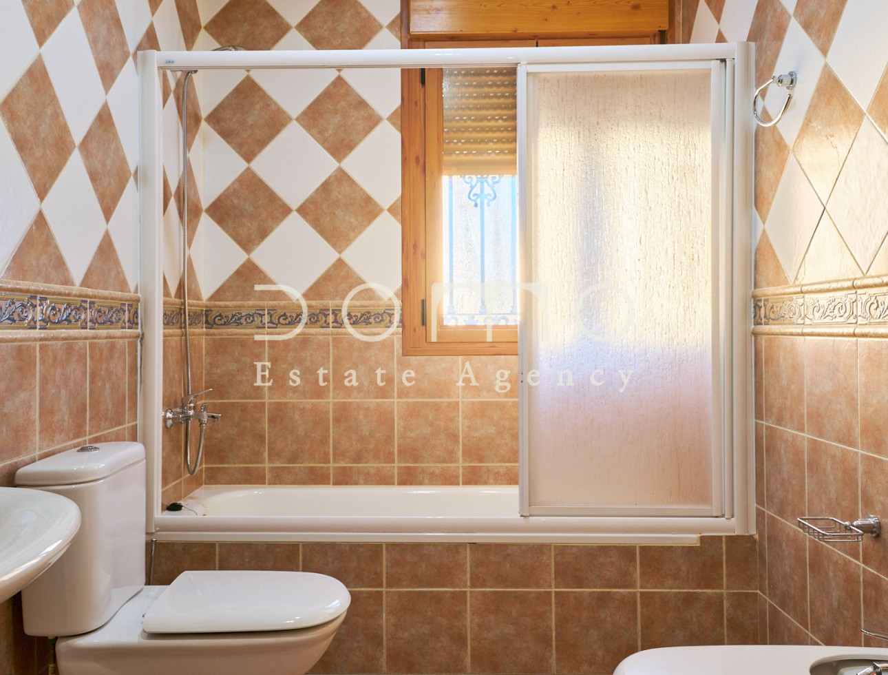 Location à long terme - Villa  - Tijola