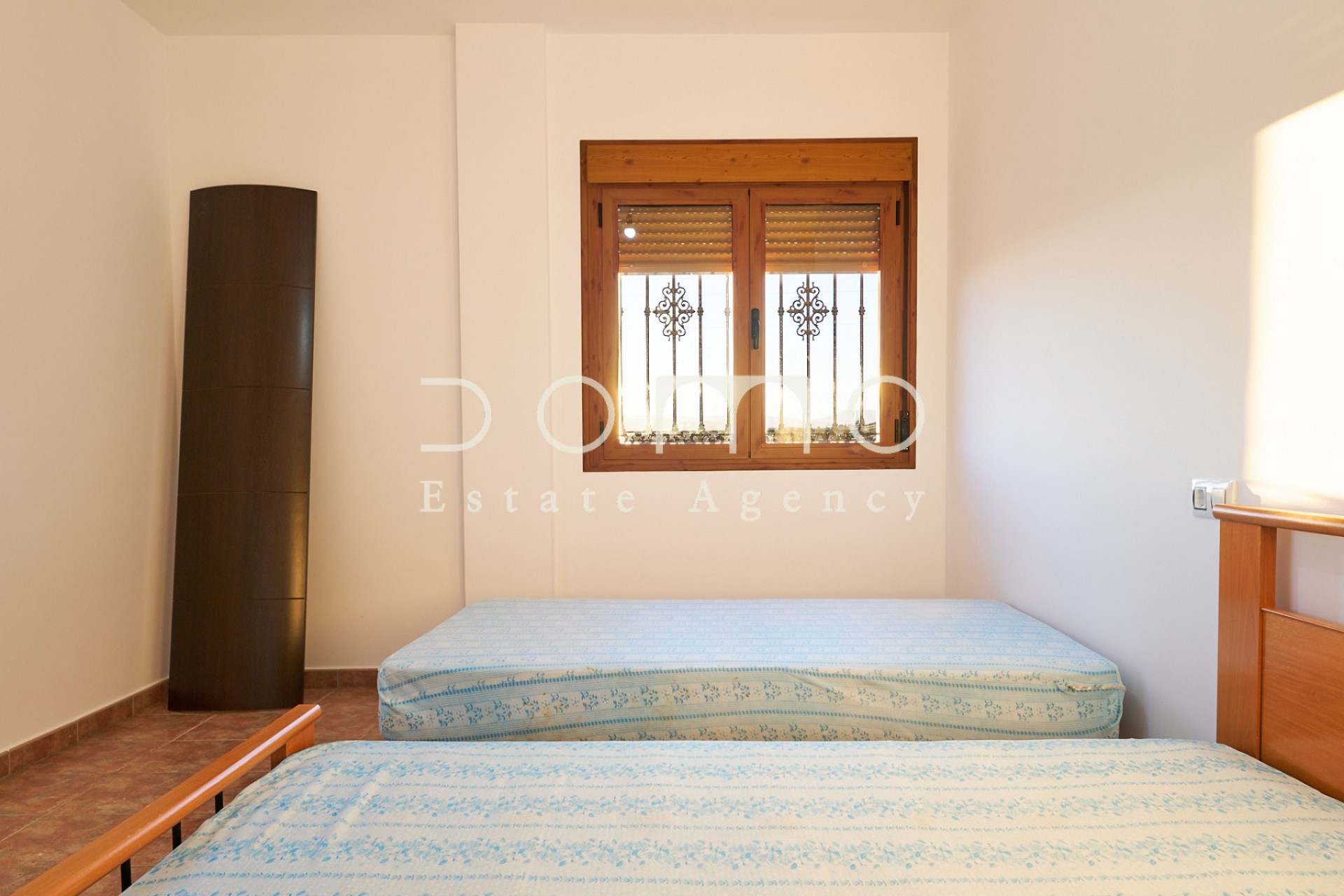 Location à long terme - Villa  - Tijola