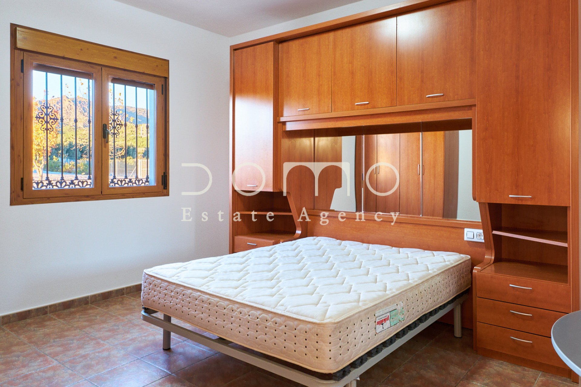 Location à long terme - Villa  - Tijola