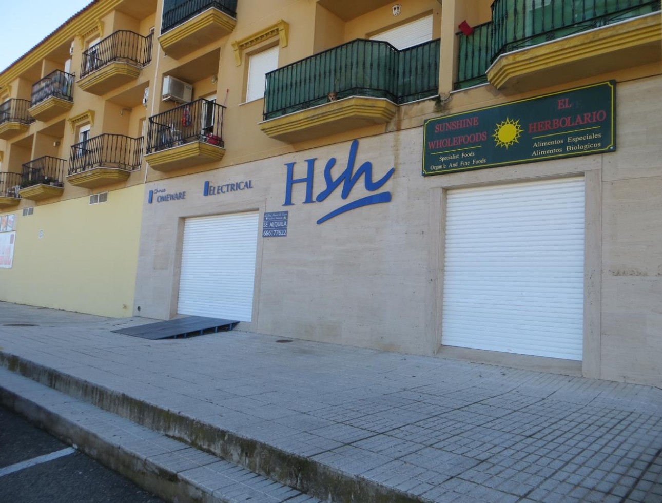 Long Term Rental - Commercial - Turre