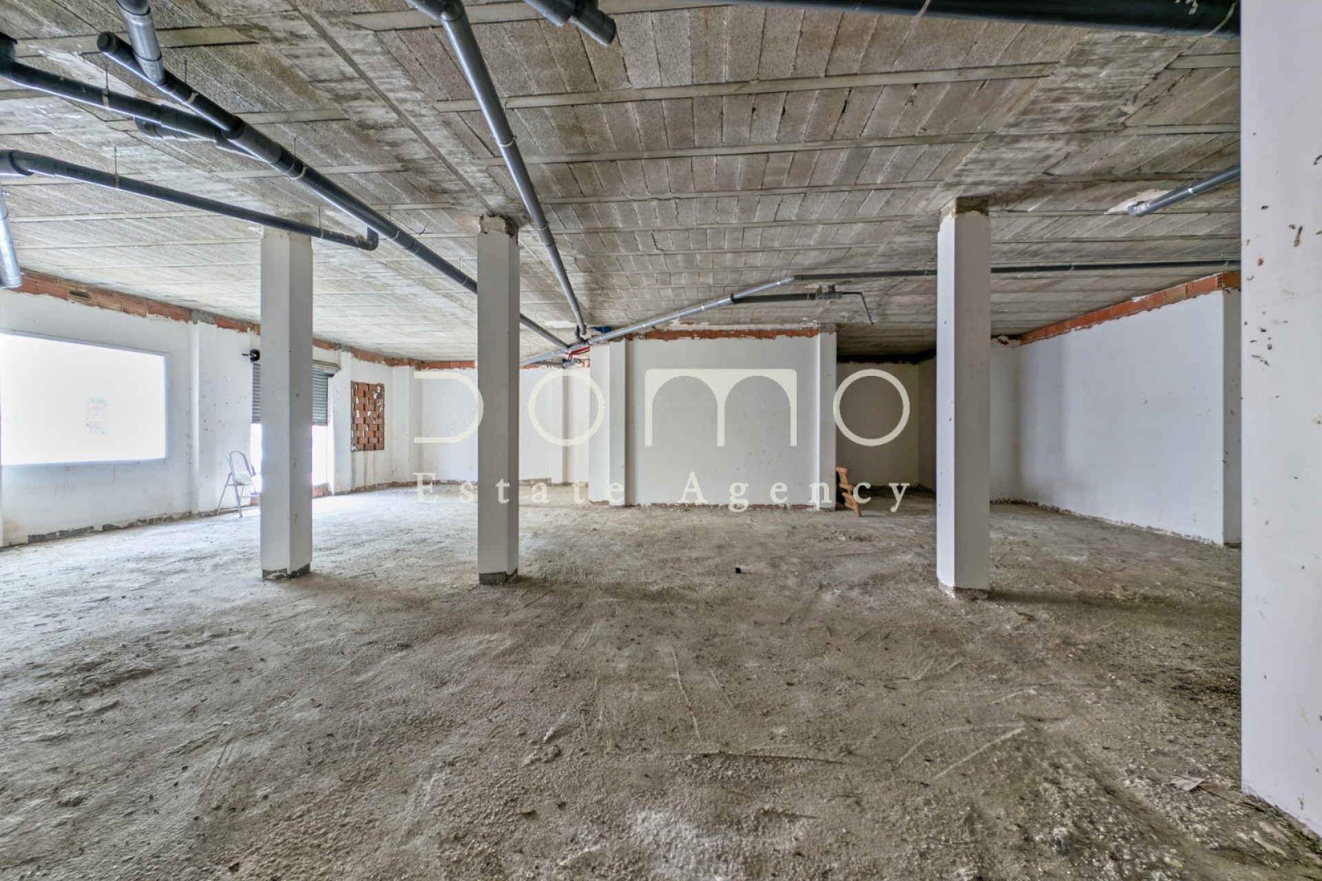 Long Term Rental - Commercial - Turre