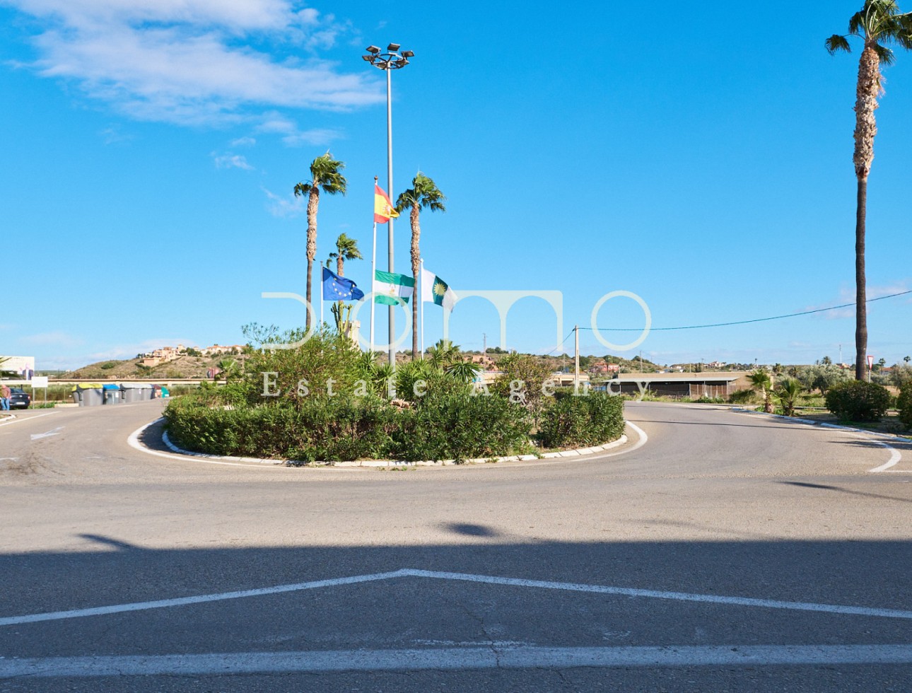 Long Term Rental - Commercial - Turre