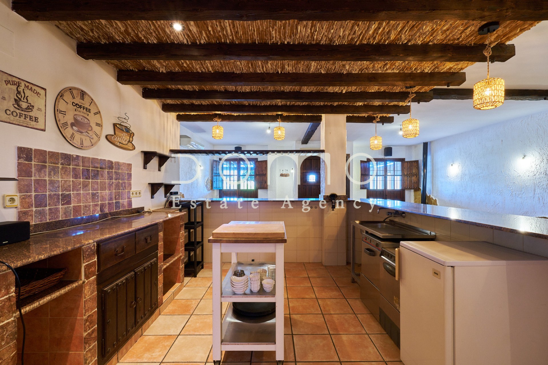 Long Term Rental - Commercial - Turre