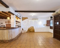Long Term Rental - Commercial - Turre