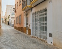 Long Term Rental - Commercial - Vera