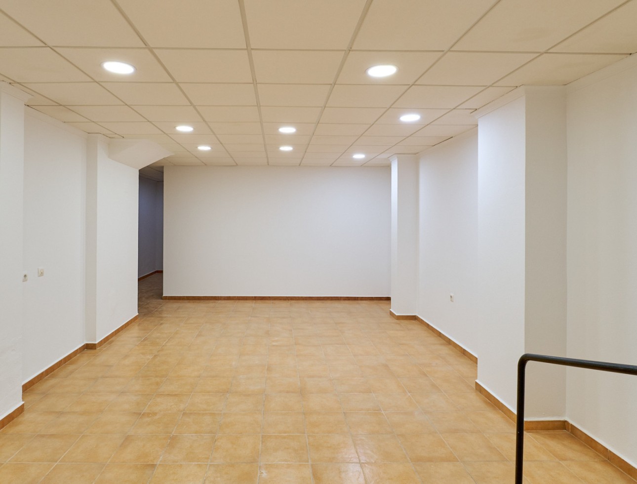 Long Term Rental - Commercial - Vera