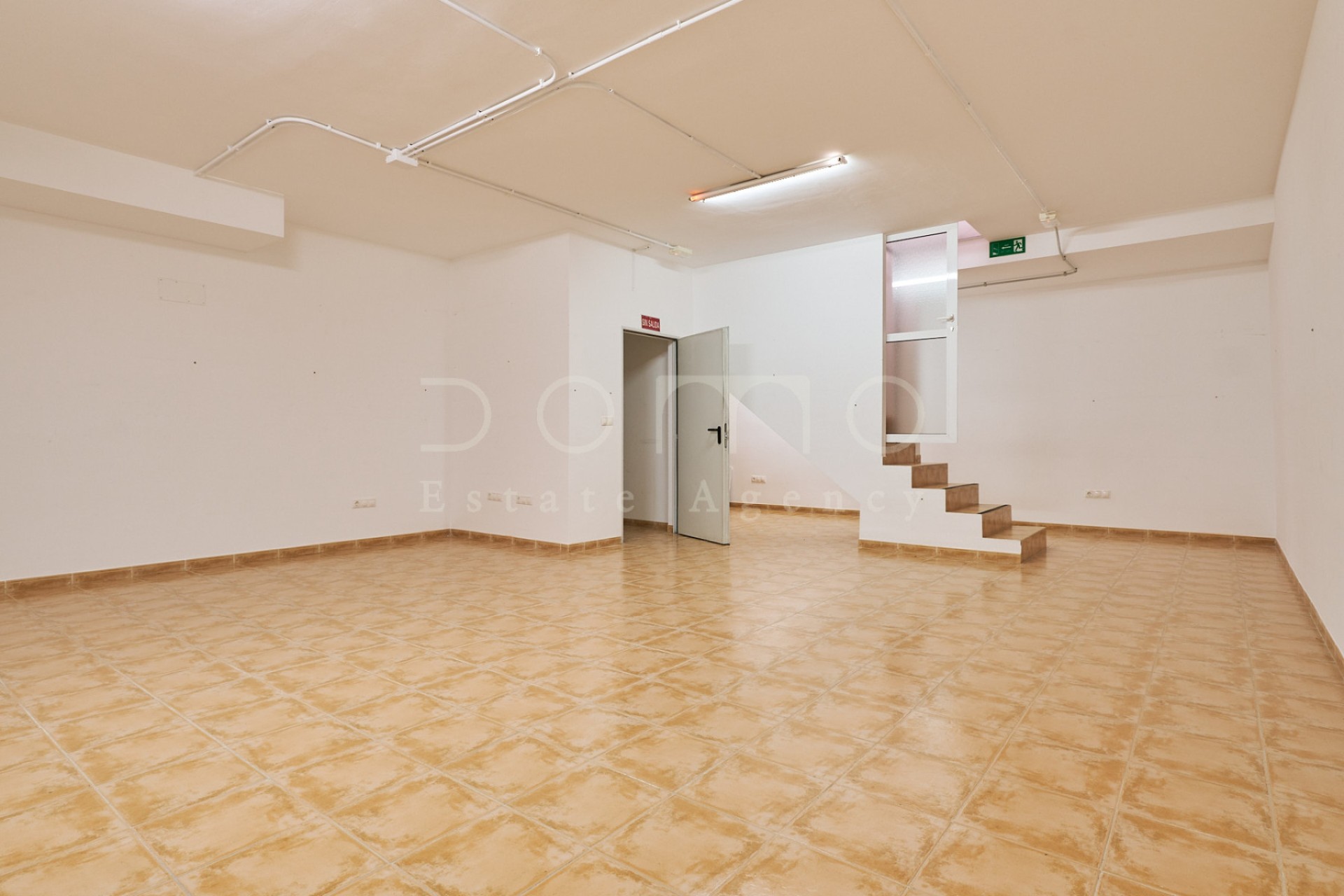 Long Term Rental - Commercial - Vera