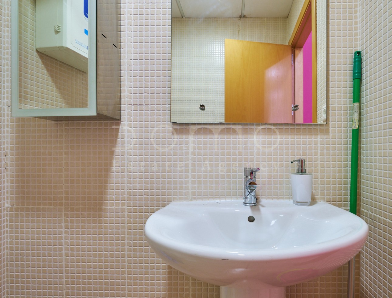 Long Term Rental - Commercial - Vera