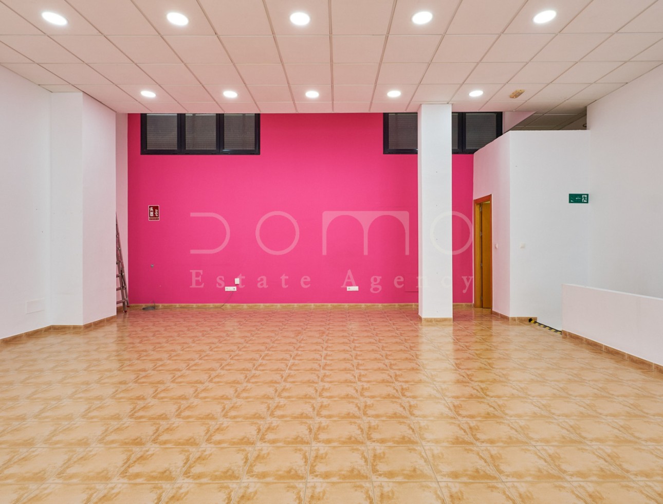 Long Term Rental - Commercial - Vera
