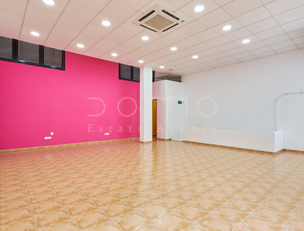 Long Term Rental - Commercial - Vera