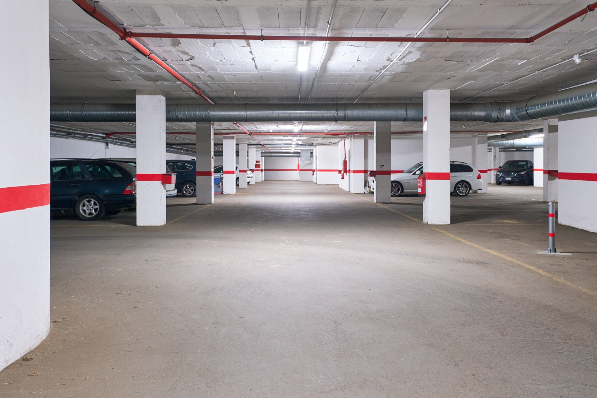 Long Term Rental - Parking - Turre