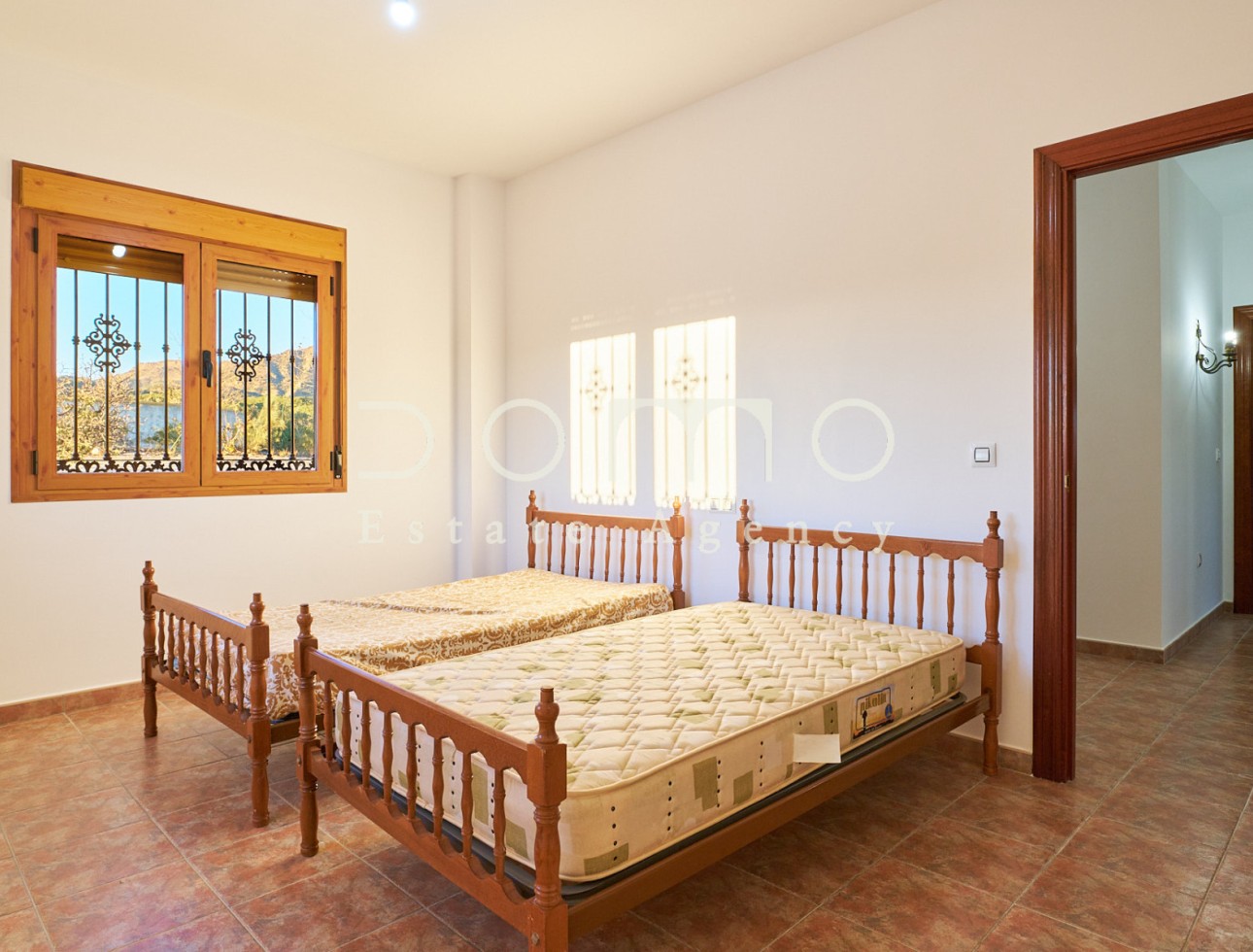 Long Term Rental - Villa / Semi-detached Villa - Tijola