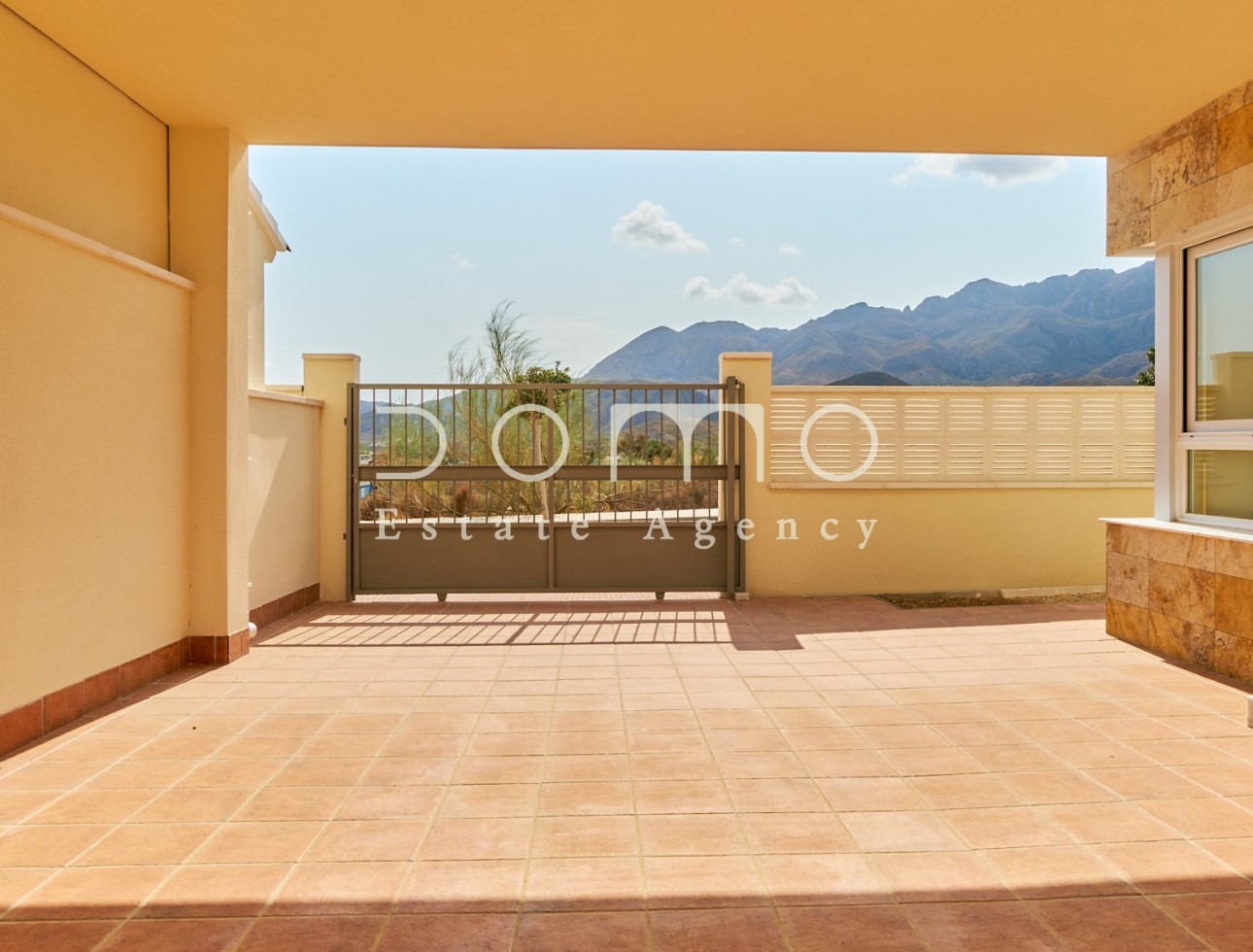 Long Term Rental - Villa / Semi-detached Villa - Turre