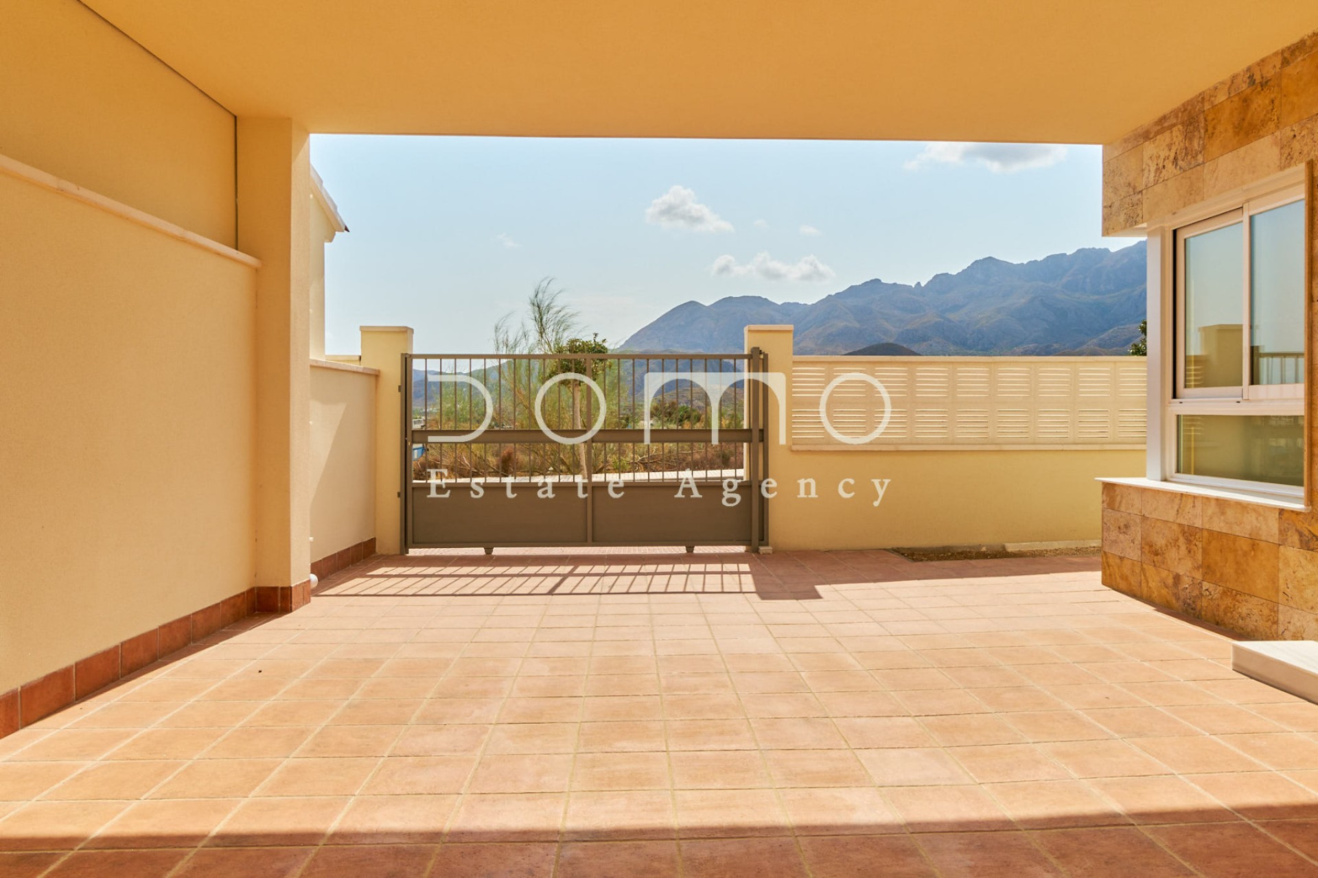 Long Term Rental - Villa / Semi-detached Villa - Turre