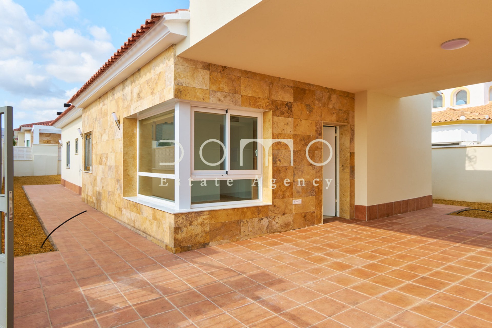 Long Term Rental - Villa / Semi-detached Villa - Turre