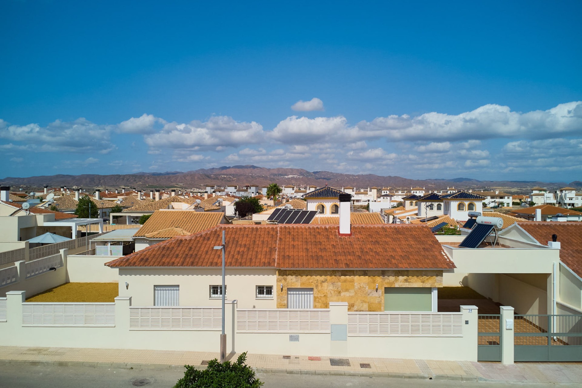 Long Term Rental - Villa / Semi-detached Villa - Turre