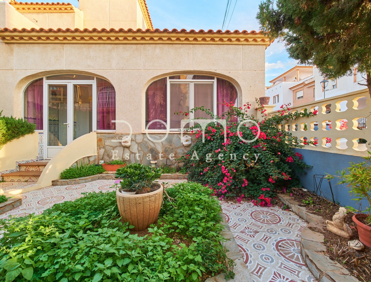 Long Term Rental - Villa / Semi-detached Villa - Turre