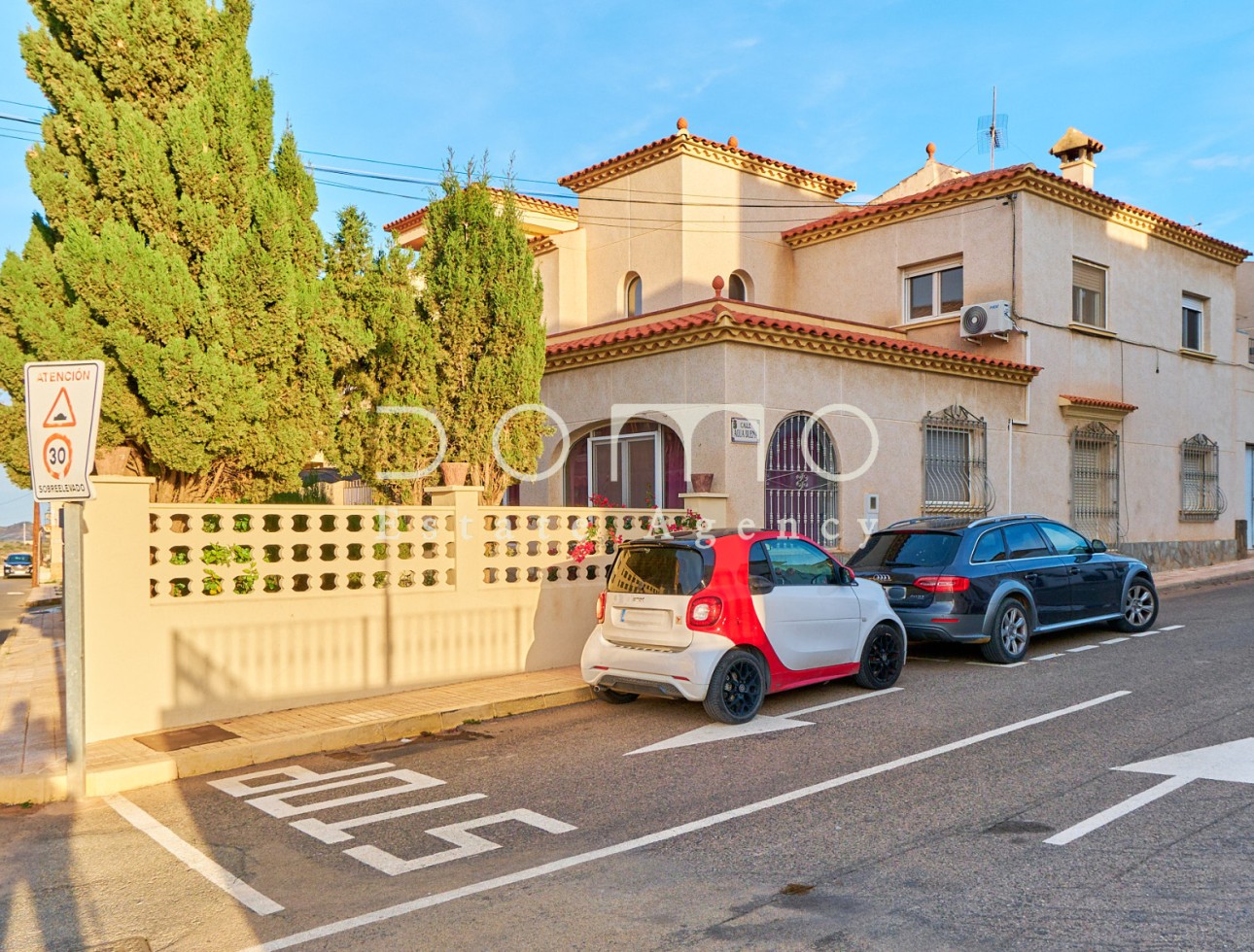 Long Term Rental - Villa / Semi-detached Villa - Turre