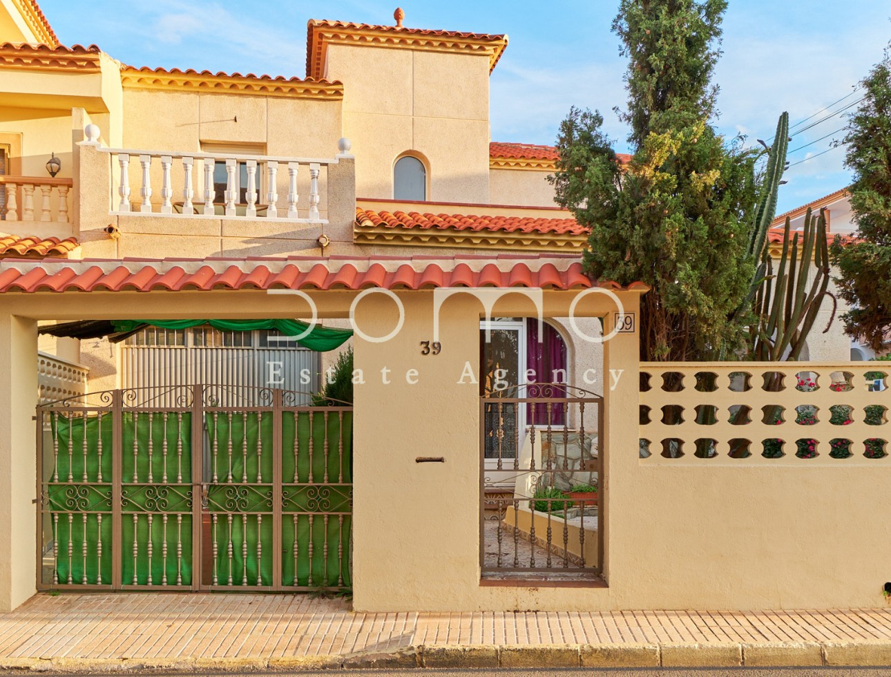 Long Term Rental - Villa / Semi-detached Villa - Turre