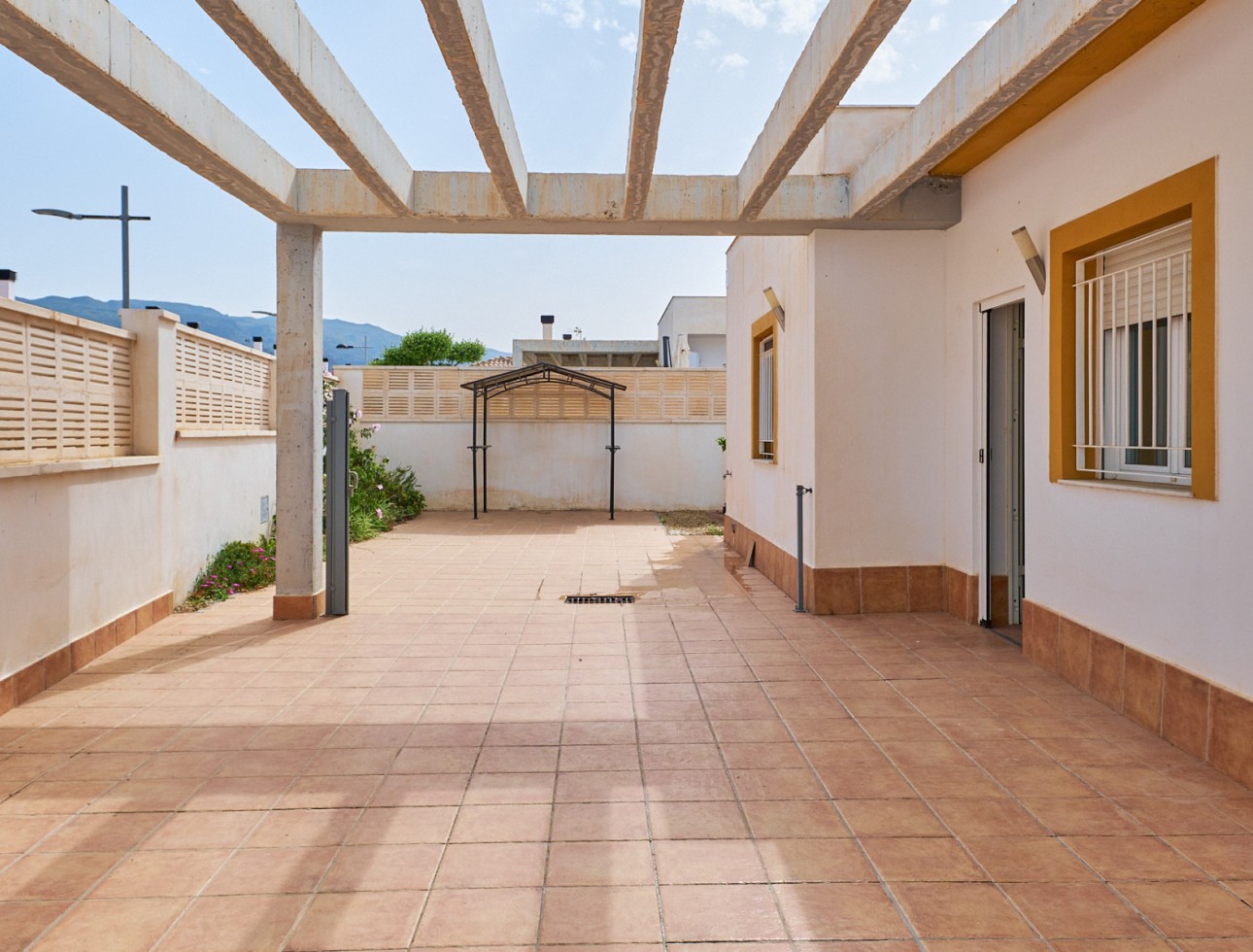 Long Term Rental - Villa / Semi-detached Villa - Turre