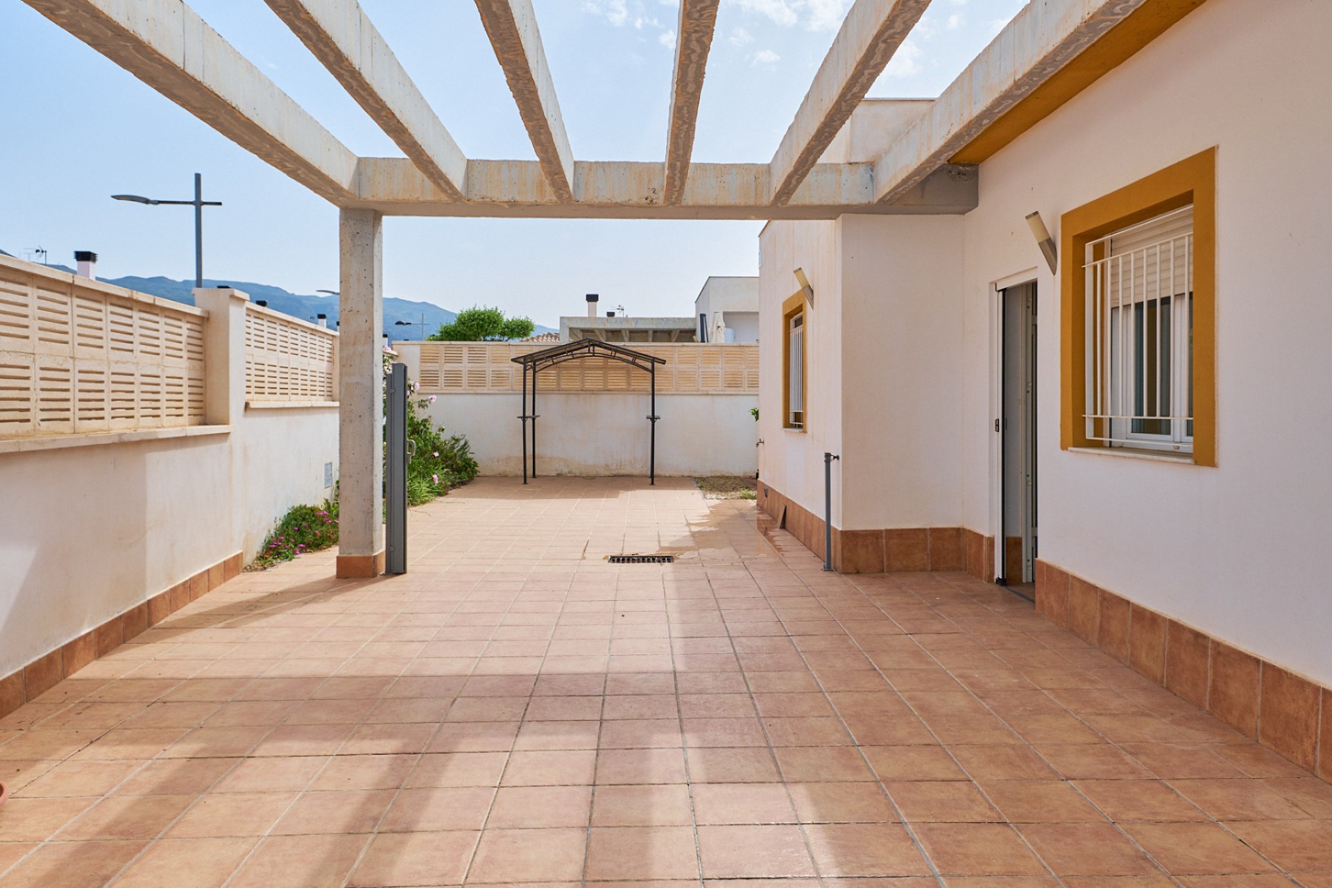 Long Term Rental - Villa / Semi-detached Villa - Turre