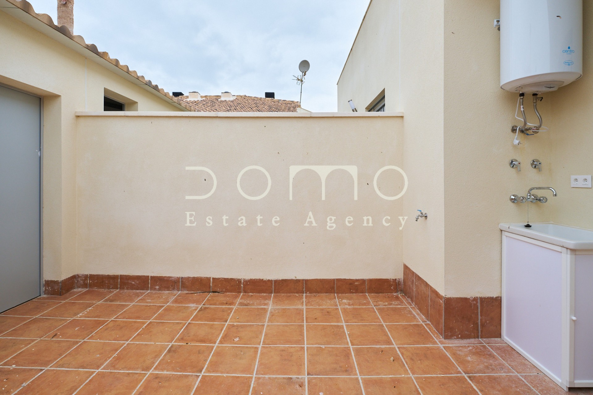 Long Term Rental - Villa / Semi-detached Villa - Turre