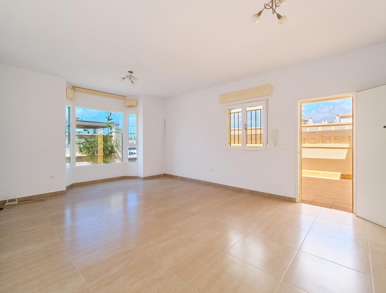 Long Term Rental - Villa / Semi-detached Villa - Turre