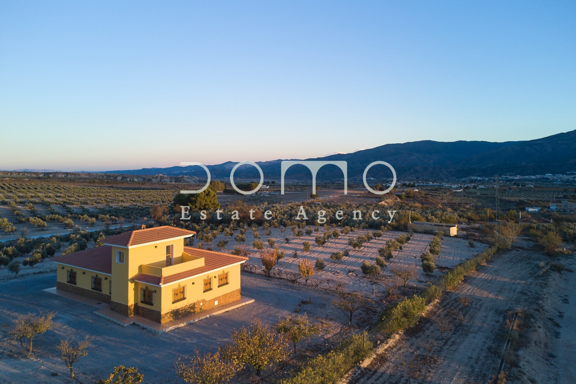 Long Term Rental - Villa - Tijola