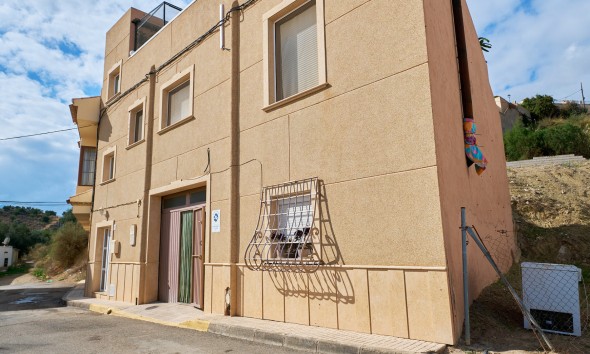 Maison mitoyenne - Revente - Turre - A331