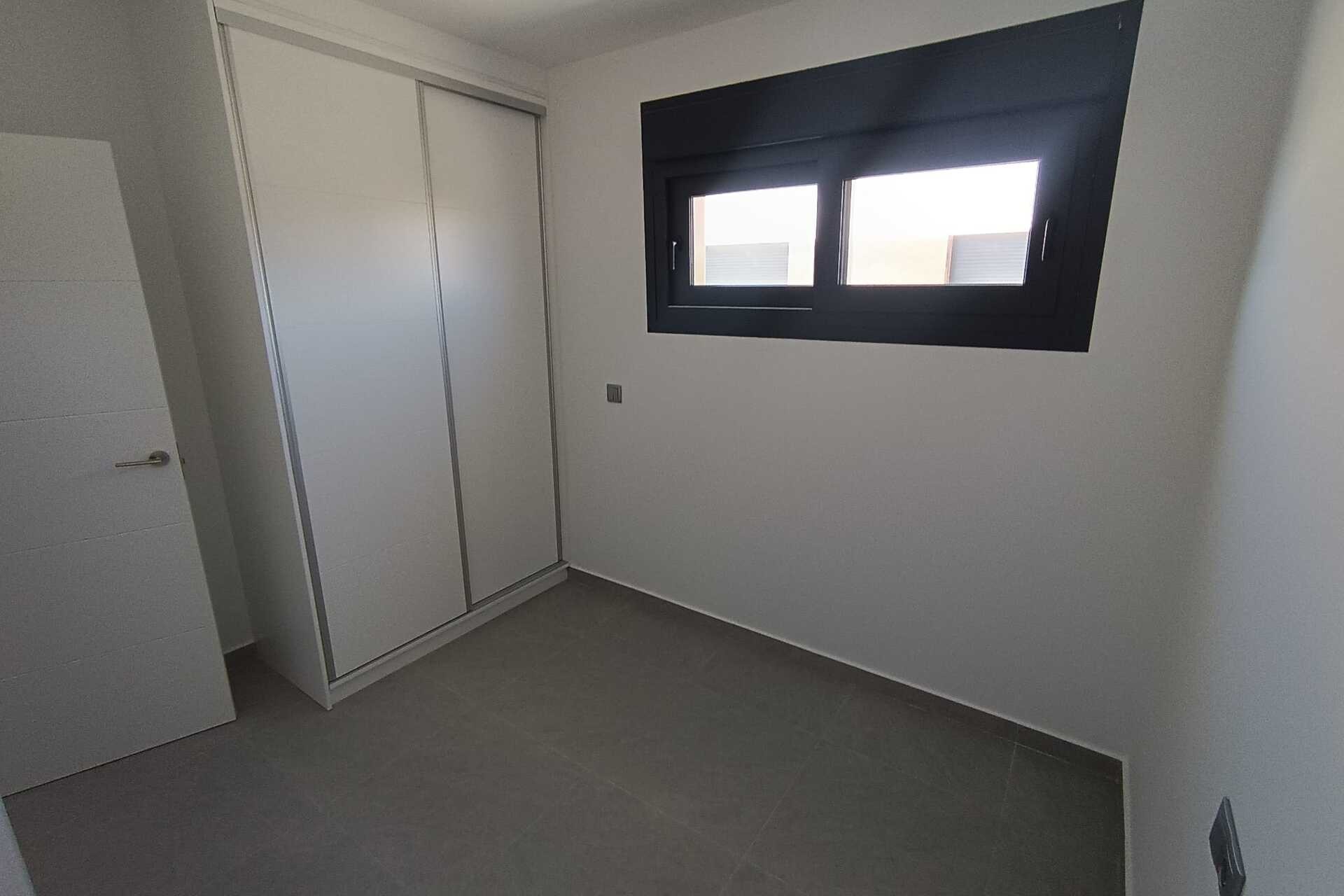 Neue Gebäude - Einfamilienhaus - Daya Nueva