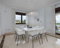 Neue Gebäude - Einfamilienhaus - Estepona