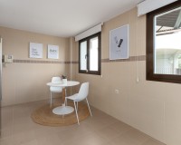 Neue Gebäude - Einfamilienhaus - Estepona