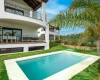 Neue Gebäude - Einfamilienhaus - Estepona