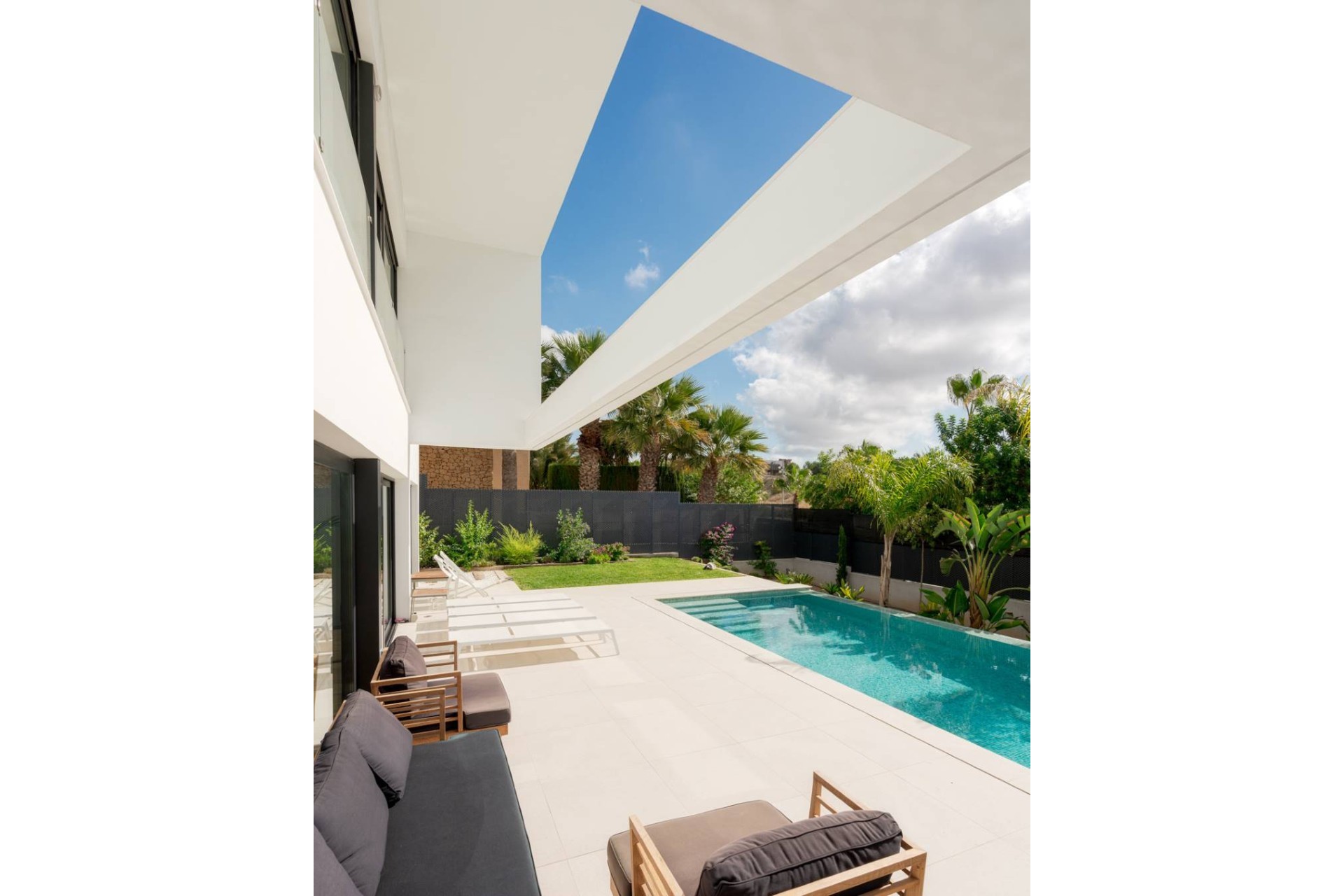 Neue Gebäude - Einfamilienhaus - Molina de Segura