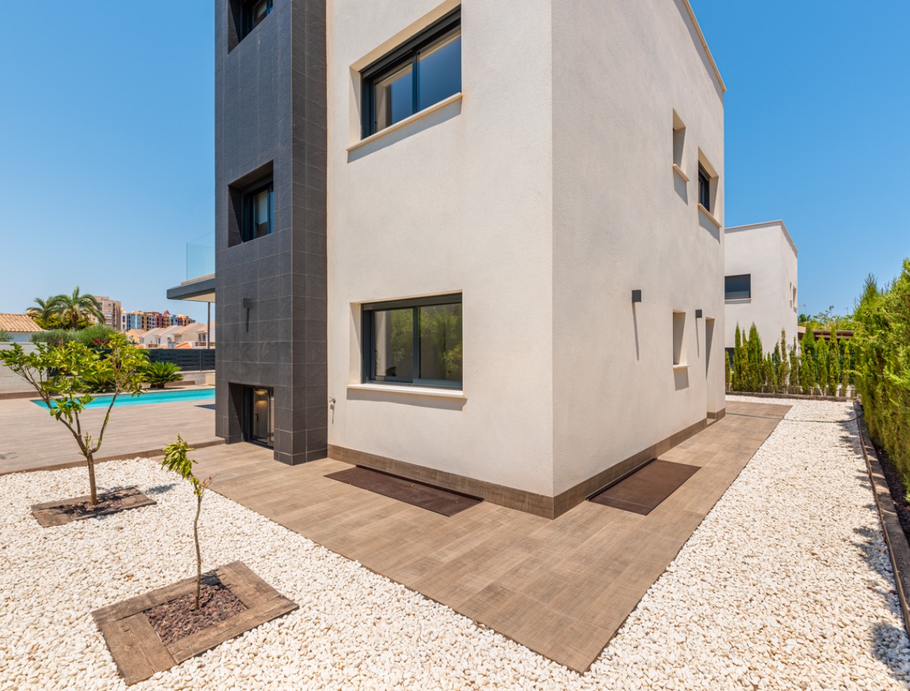 Neue Gebäude - Einfamilienhaus - Playa Paraiso
