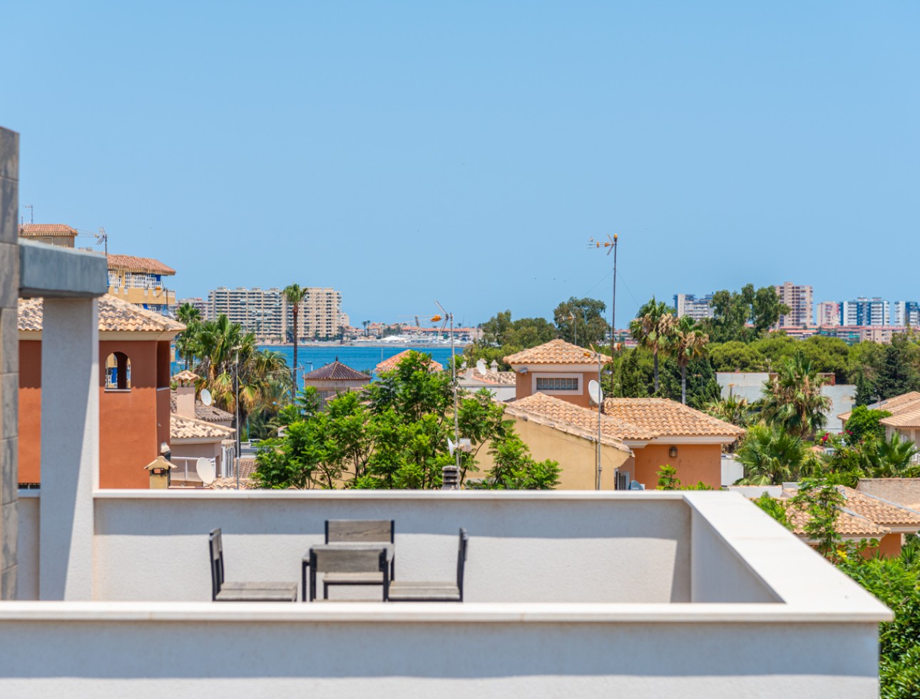 Neue Gebäude - Einfamilienhaus - Playa Paraiso