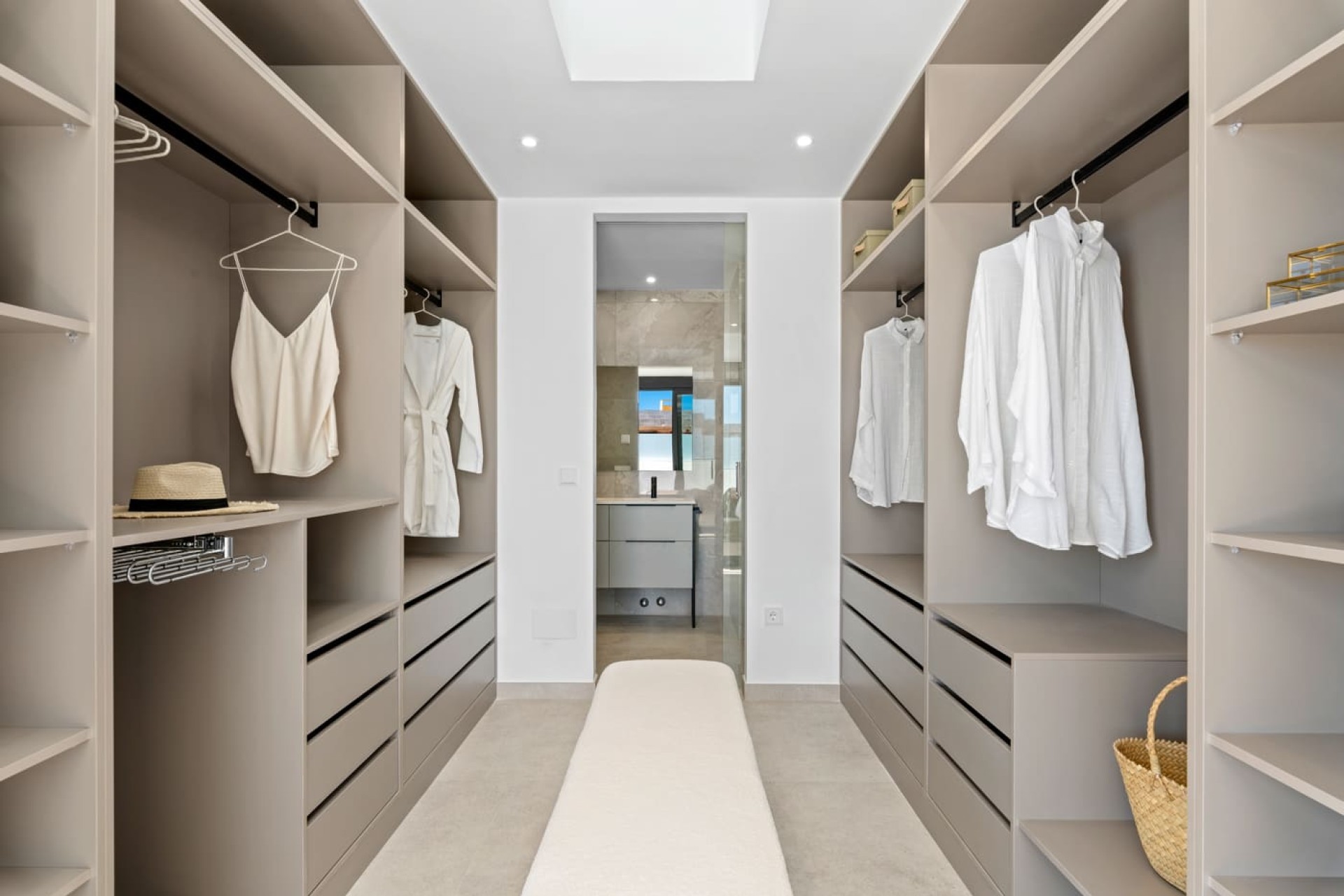 Neue Gebäude - Einfamilienhaus - Polop