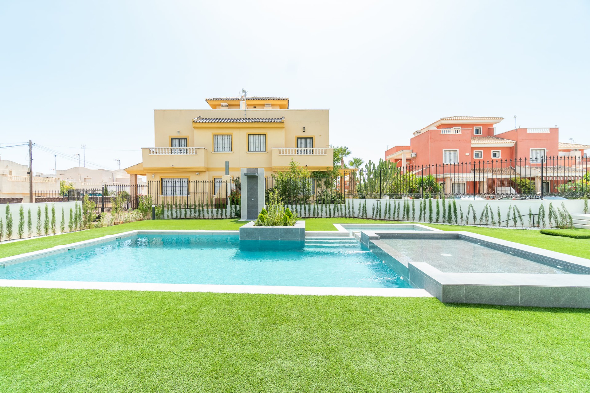 Neue Gebäude - Flach gelegener Bungalow - Torrevieja