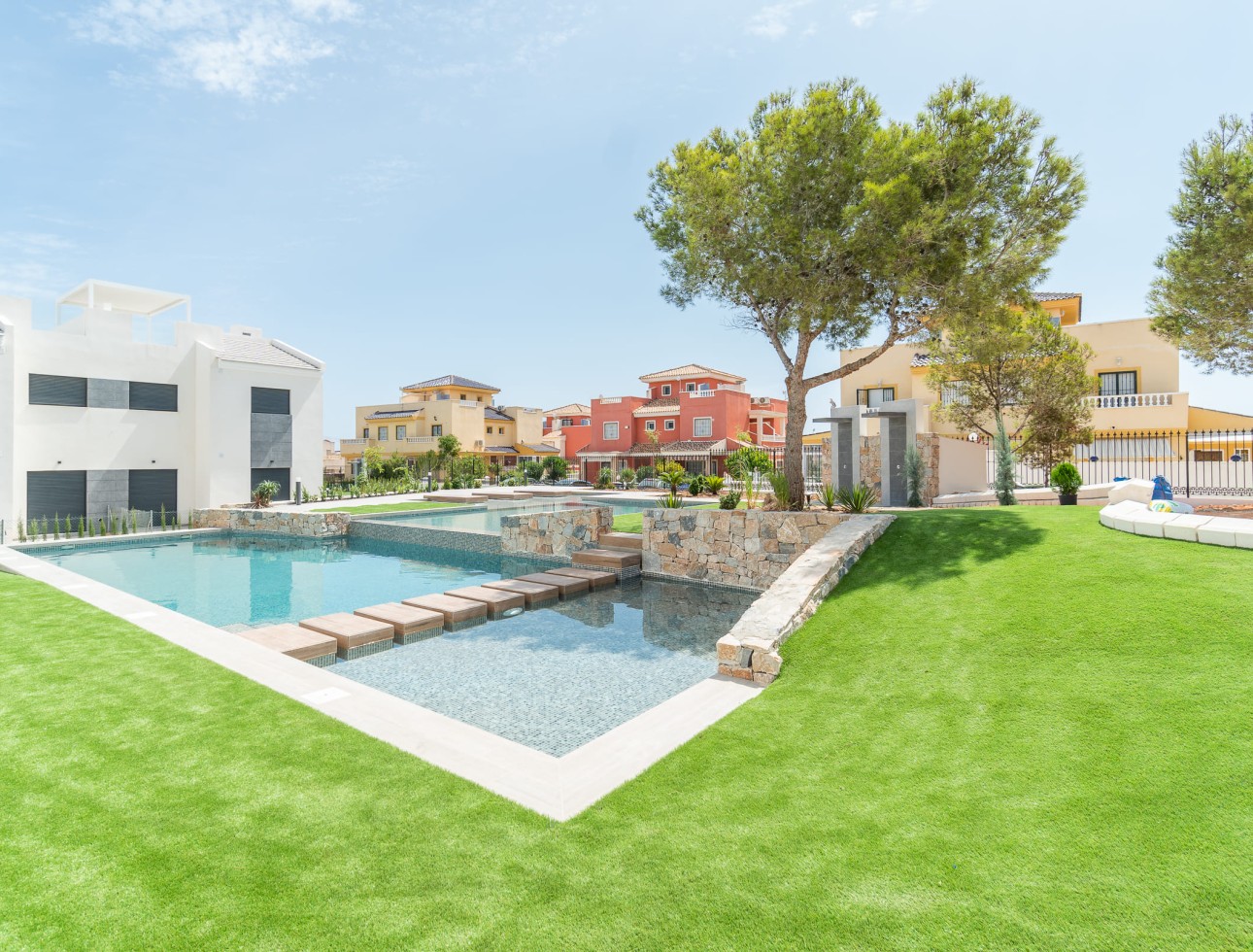 Neue Gebäude - Flach gelegener Bungalow - Torrevieja