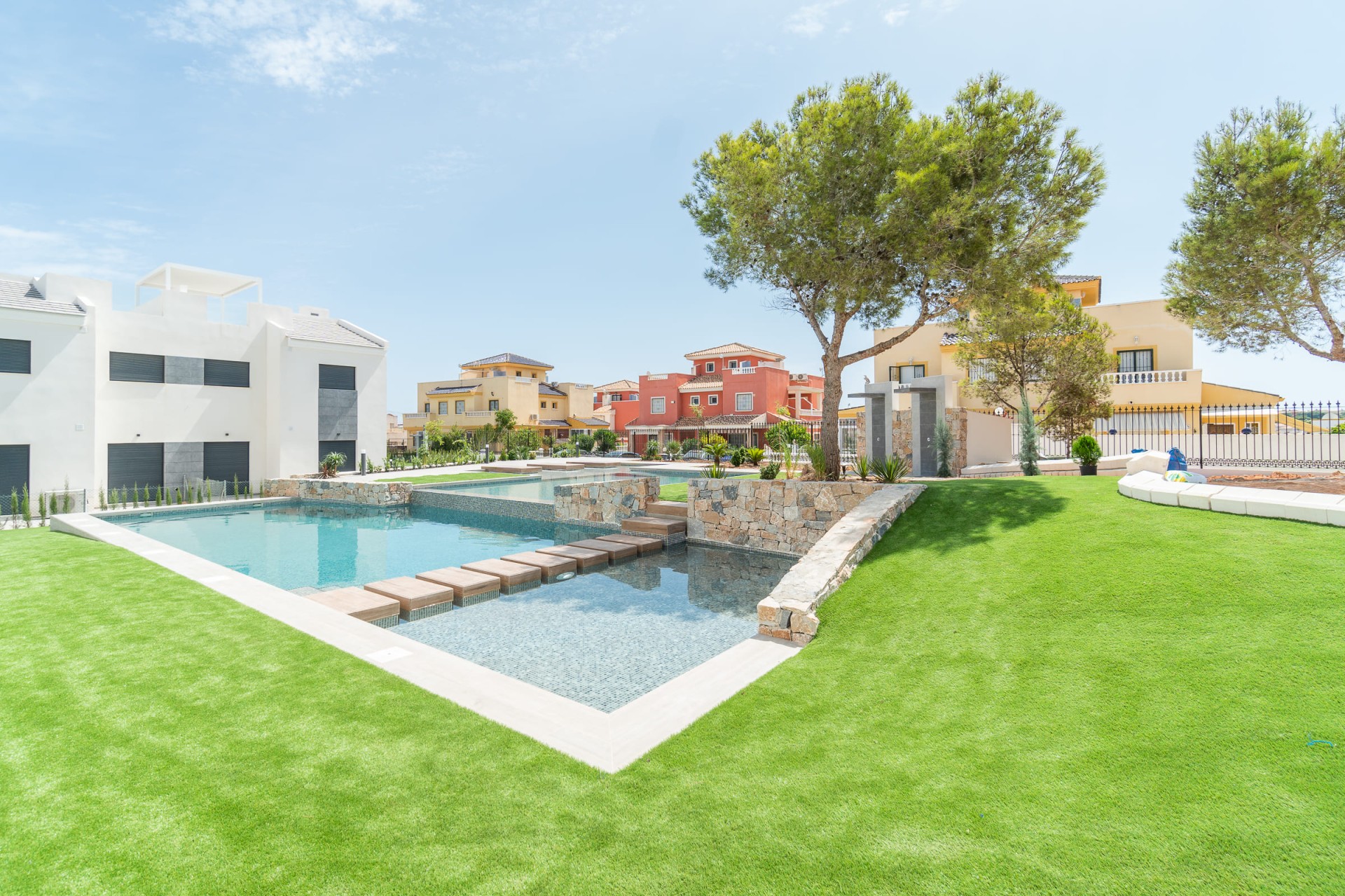 Neue Gebäude - Flach gelegener Bungalow - Torrevieja