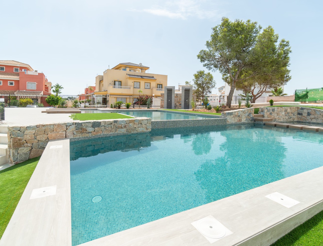 Neue Gebäude - Flach gelegener Bungalow - Torrevieja